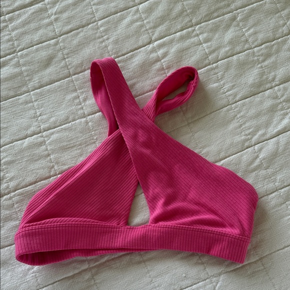 ALO Yoga Ribbed Destination Bra - Picture 1 of 3